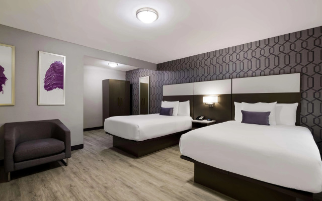 Sunset West Hotel, SureStay Collection by Best Western