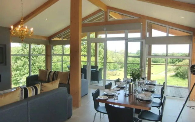 Apple Tree Lodges