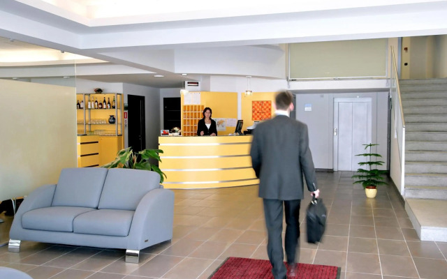 Hotel Dama