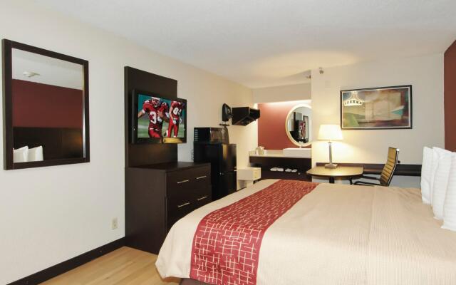 Red Roof Inn PLUS+ Chicago - Hoffman Estates