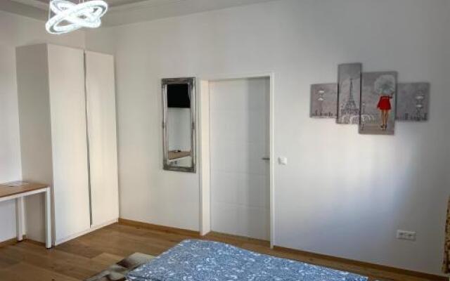 Colony Apartments