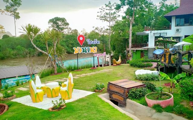 Banana Resort & Spa