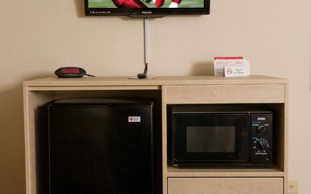 Red Roof Inn & Suites Pigeon Forge - Parkway