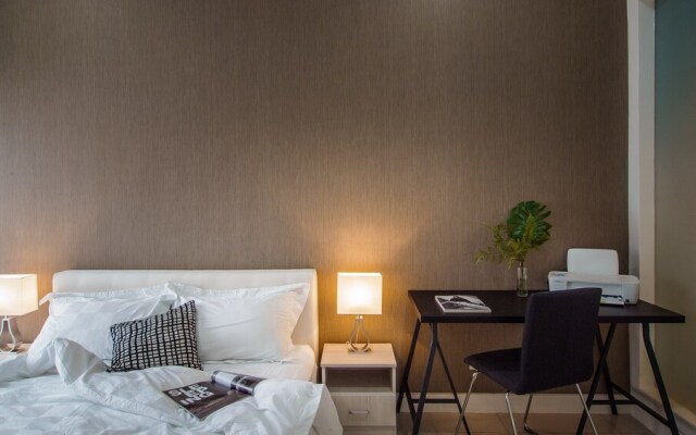 Dashing 1BR Next To Surian MRT