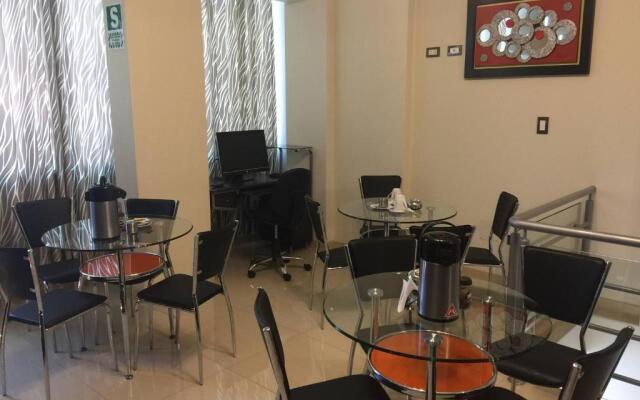 Hostal Gold Star