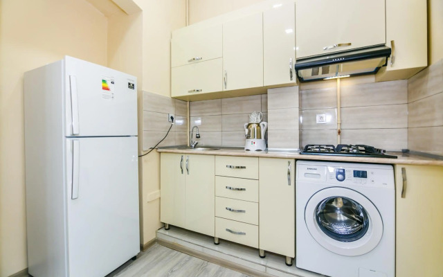 Luxury House in NIZAMI STREET