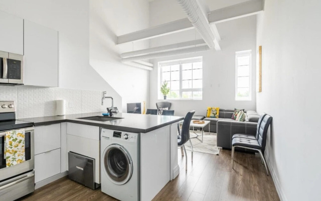 2storey 2bd Designed Loft Free Parking 2