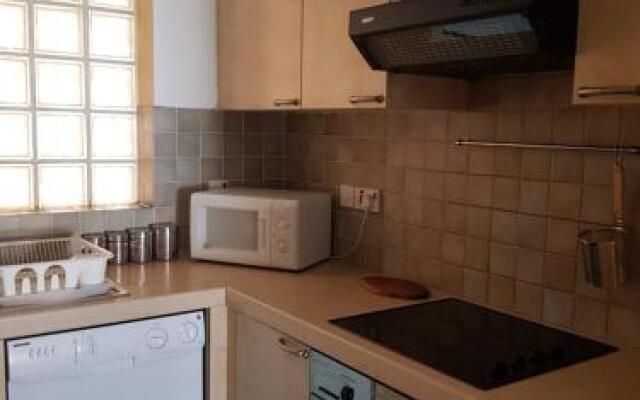 European Uni Apartment