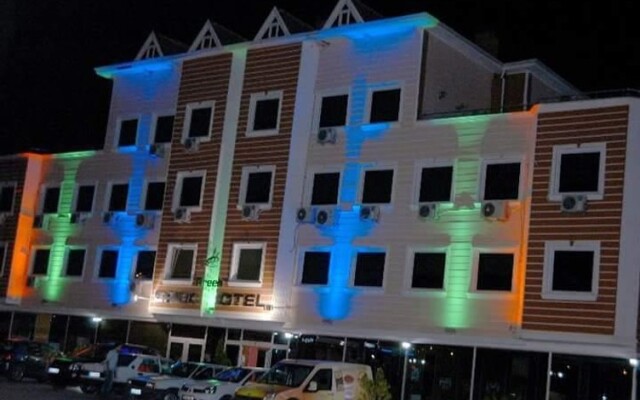 Green Erek Hotel