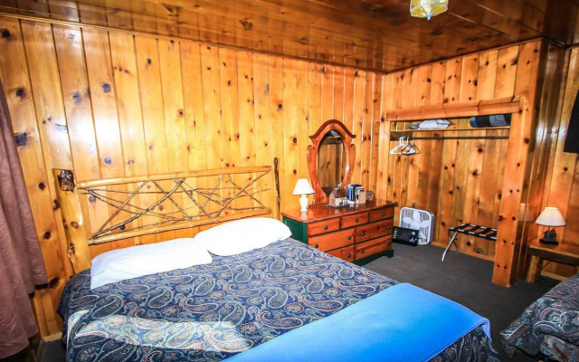 Shore Acres Lodge