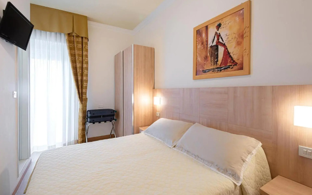 Hotel Corinna
