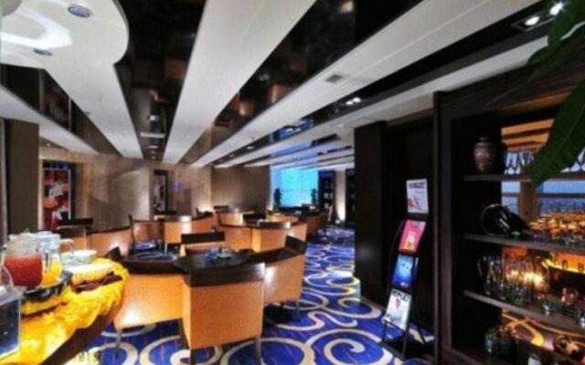 Yulong International Hotel