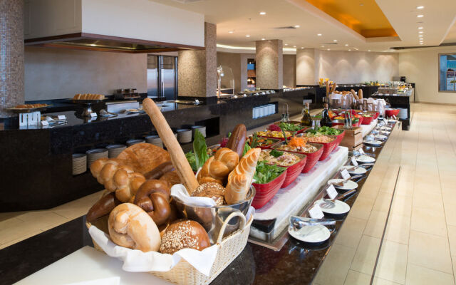 Memories Grand Bahama Beach Resort All-Inclusive