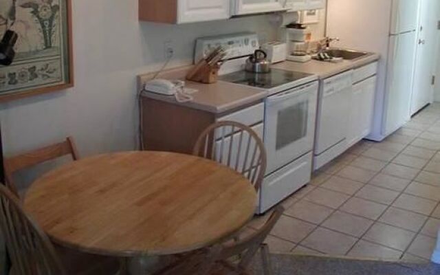 Scandinavian Lodge and Condominiums