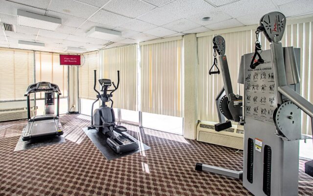 Red Roof PLUS+ Wichita East