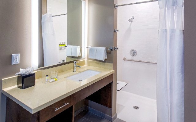 Staybridge Suites Charlottesville Airport by IHG