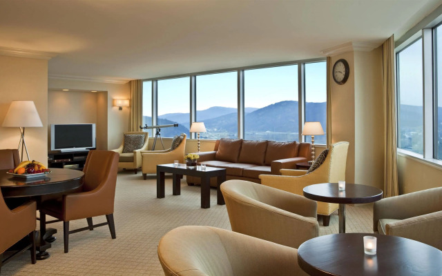 Sheraton Mahwah Hotel