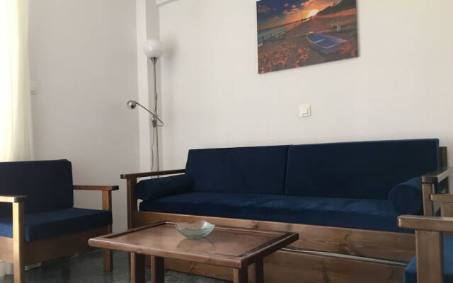 Lefkadi Apartments by the sea