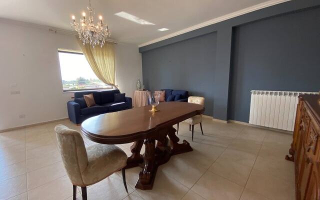 Elegante Villa tra Etna e Mare 2 min da Etnaland