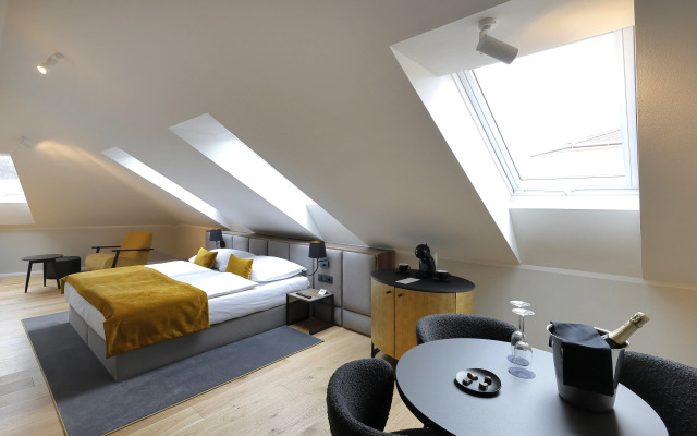 Hotel Prokop Square