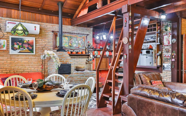 Locar-in Gramado - Meu Cantinho na Serra 10 pax