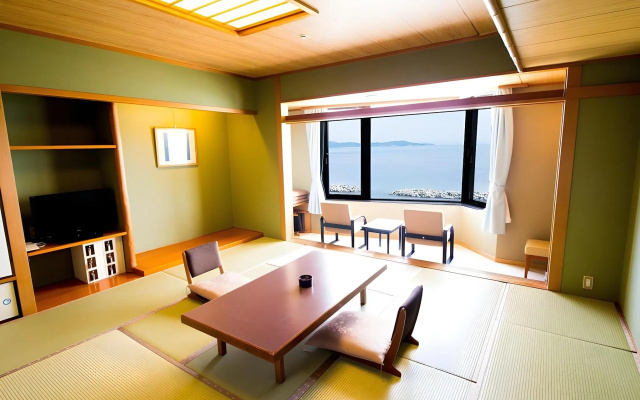 Naruto Grand Hotel Kaigetsu — 2-star hotel in Naruto
