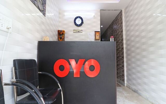 OYO 27742 Zaki Hs Near Taj Mahal