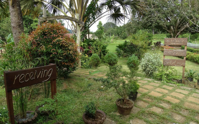 Sheridan Organic Farm and Eco Village