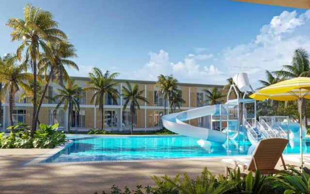 Cruises the Pool Access