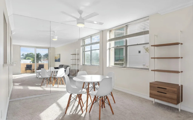 Bay Harbor Sunset Apt 3C