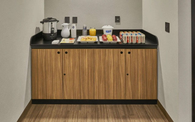 City Express by Marriott Celaya Galerias