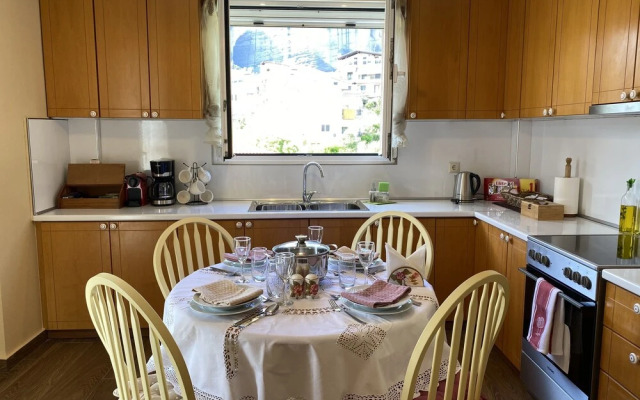 Saint Stephen's apartements at Meteora 3