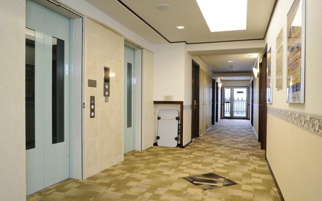 Toyoko Inn Osaka Tsutenkaku Mae