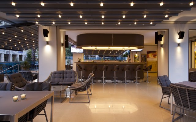 Aurasia Design Hotel