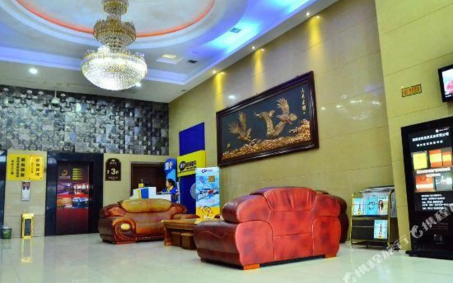 Golden Holiday Hotel