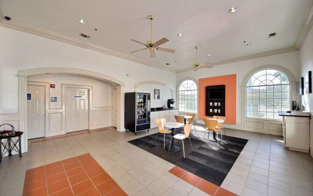 Motel 6 Edinburg, TX