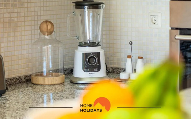 #076 Stunning and Modern Villa Near NewTown, Beach Pool