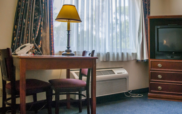 Econo Lodge Laval
