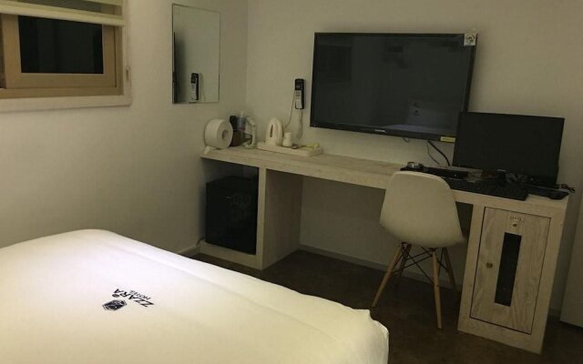 Zzara Hotel