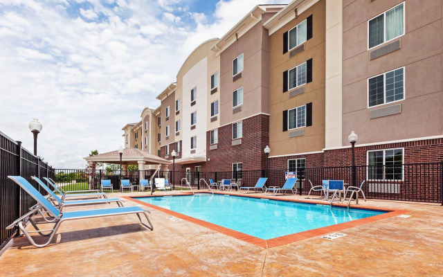Candlewood Suites Midwest City by IHG