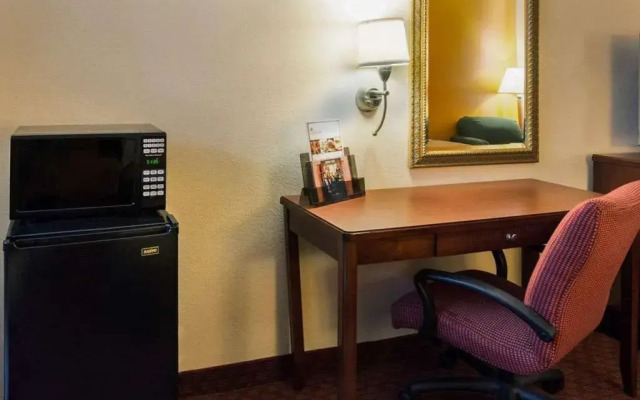 Americas Best Value Inn Laurel