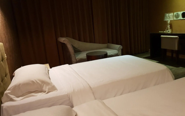 The Riverside Hotel & Motel