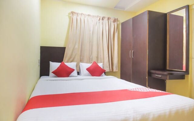 Oyo 48704 Rashi Farms