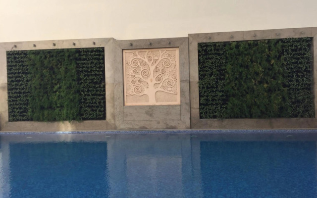 Lemon Tree Hotel, Sector 60, Gurugram