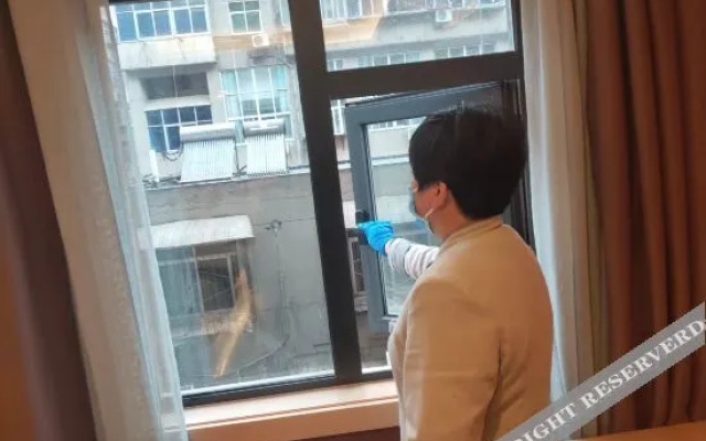 Pod Select Hotel (Xi'an Zhonggulou North Street Subway Station)