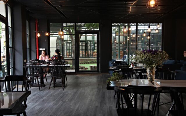 Ping Hanoi Hotel