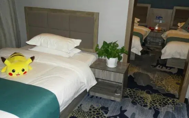 Hulega Hotel (Yining Kazanqi Street Branch)