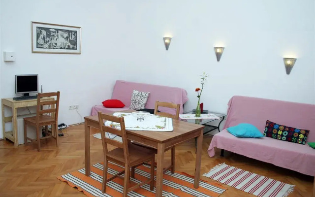 Central Market Apartment