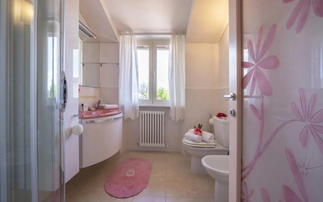 Villa Clara few km From the sea