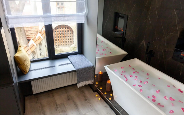 Royal apartment on Balabana 23